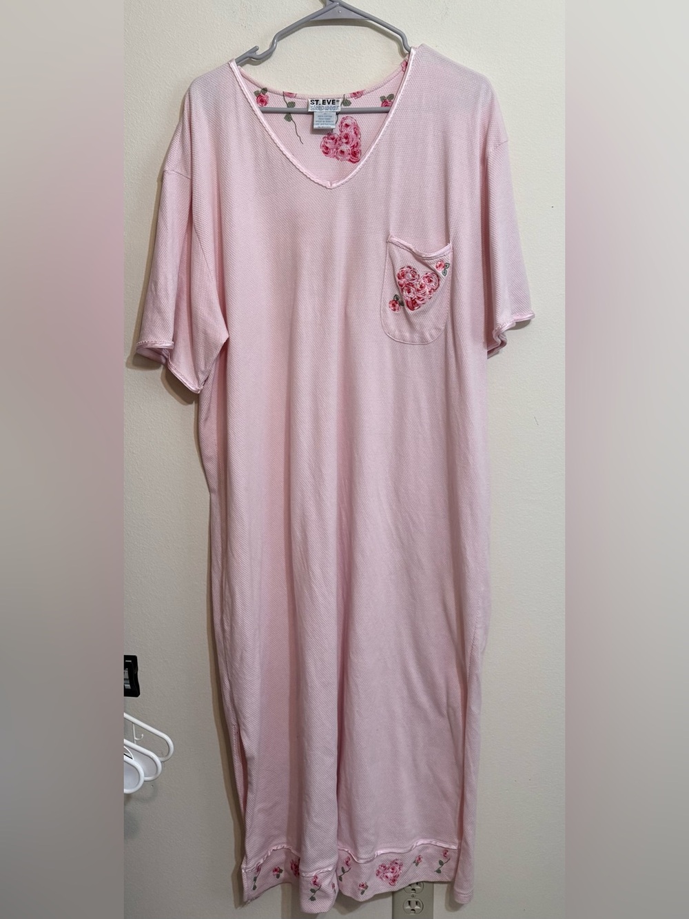 ST EVE Pink Floral Pocket Nightgown - Women's Sleepwear 3X